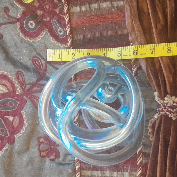 🌺TWISTED GLASS BALL - Picture 2 of 2